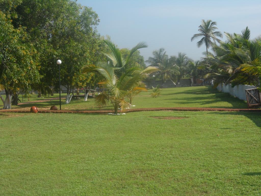 Legacy Tribe Beach Resort Prampram Buitenkant foto