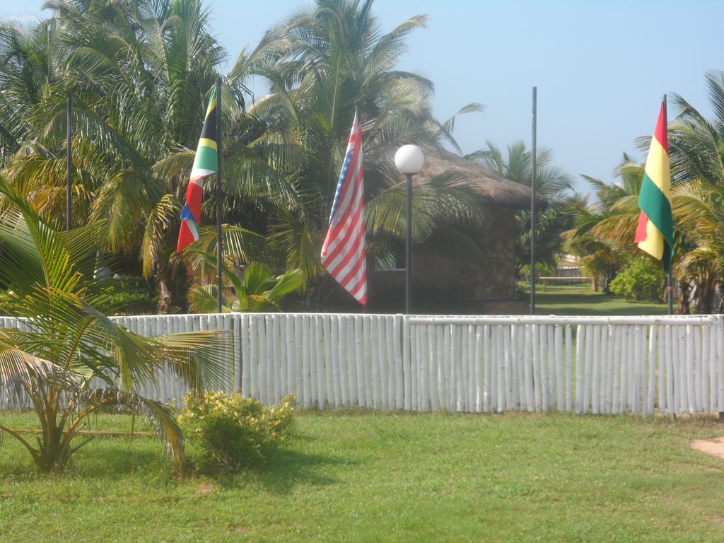 Legacy Tribe Beach Resort Prampram Buitenkant foto