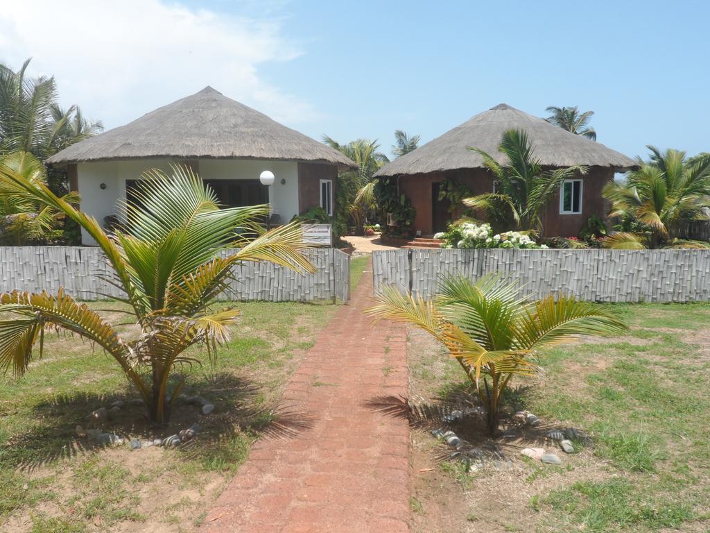 Legacy Tribe Beach Resort Prampram Buitenkant foto