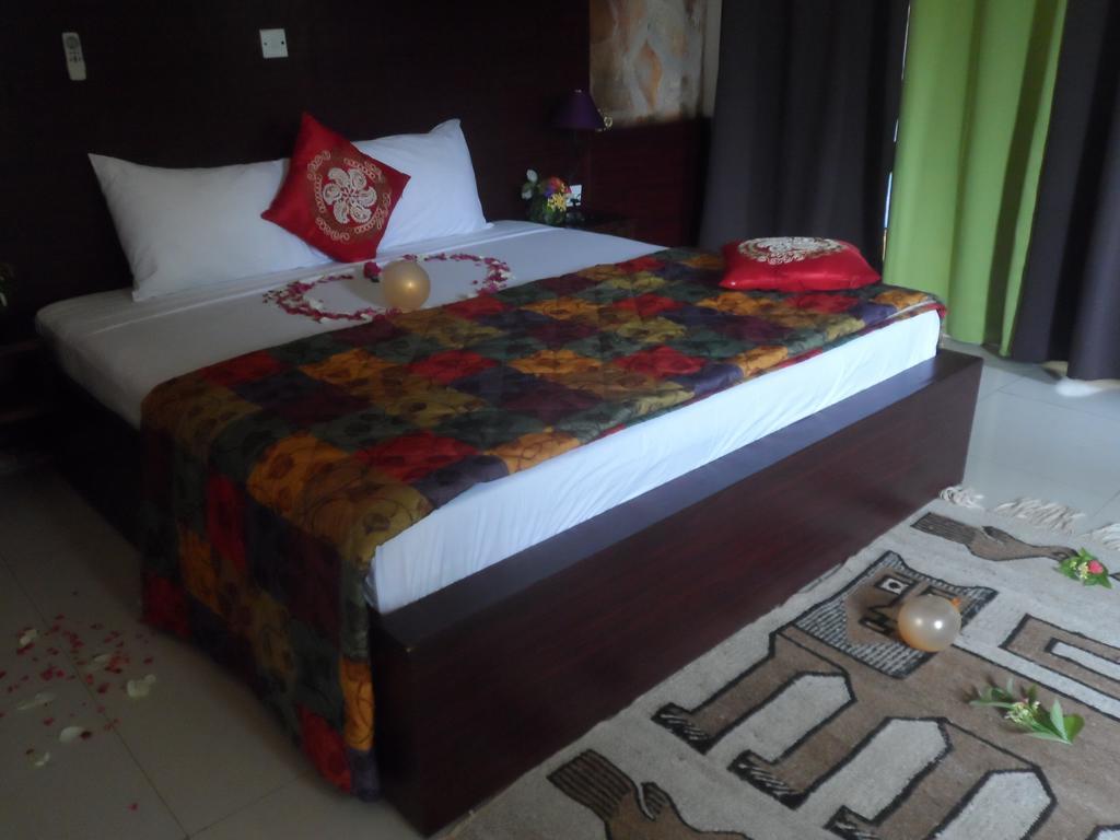 Legacy Tribe Beach Resort Prampram Buitenkant foto