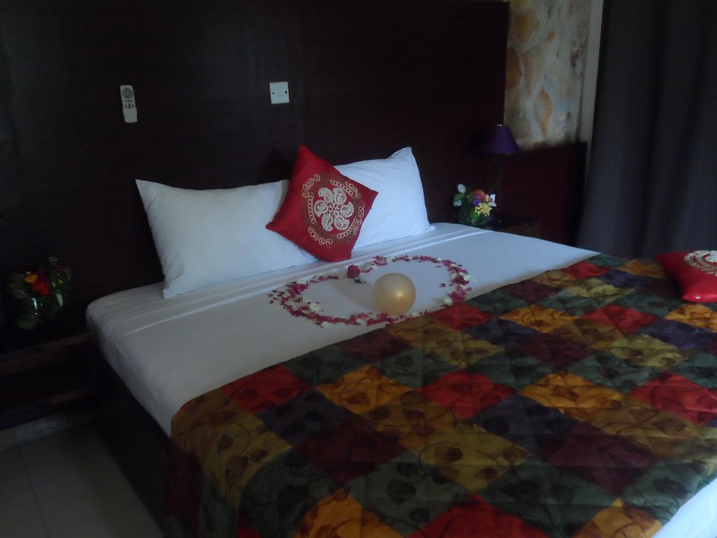 Legacy Tribe Beach Resort Prampram Buitenkant foto