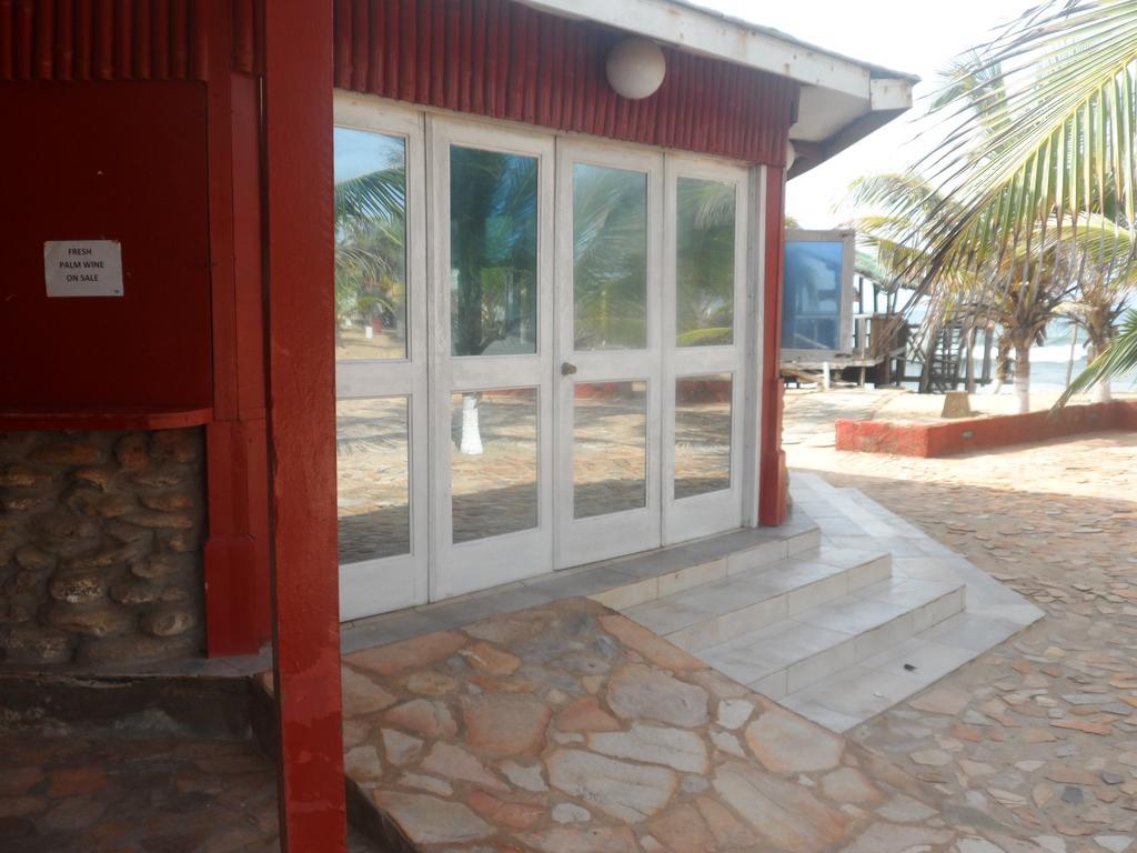 Legacy Tribe Beach Resort Prampram Buitenkant foto