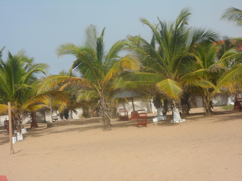 Legacy Tribe Beach Resort Prampram Buitenkant foto