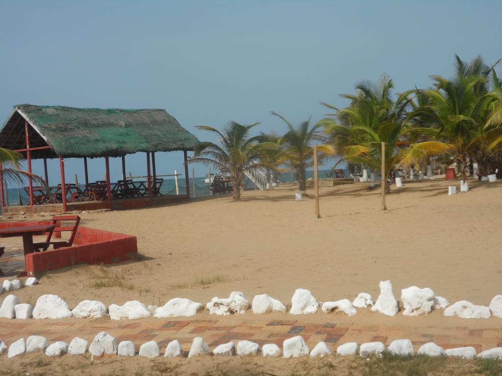 Legacy Tribe Beach Resort Prampram Buitenkant foto